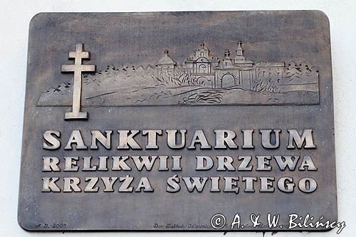 Święty Krzyż, Łysa Góra, Łysogóry, Góry Świętokrzyskie, Świętokrzyski Park Narodowy, kielecczyzna, Sanktuarum Relikwi Krzyża Świętego