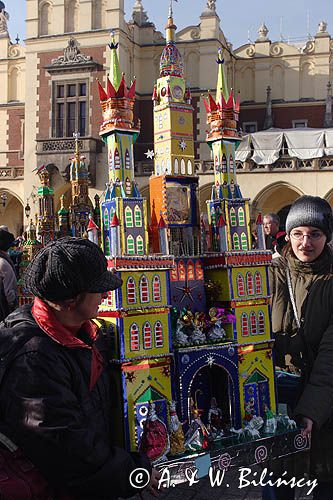 Szopki Krakowskie na Rynku pod pomnikiem Mickiewicza w pierwszy czwartek grudnia, Kraków Christmas cribs, Cracow, Poland