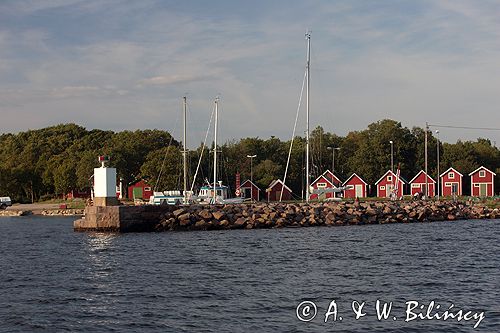 porcik i wioska Torhamn, falochron i główki, Blekinge, Szwecja