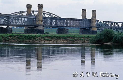 Zabytkowy most kratowniczy w Tczewie