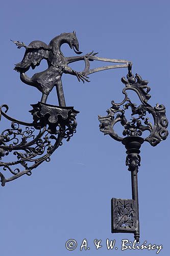 Toruń, szyld na starówce