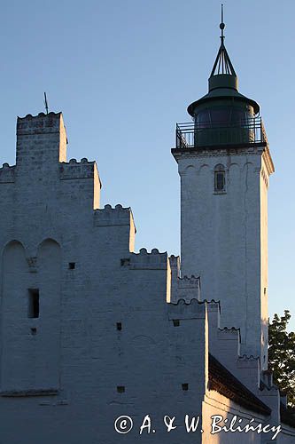 Kościół, latarnia morska na wyspie Tuno, Kattegat, Dania