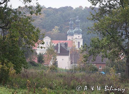 Ujście nad Notecią, rzeka Noteć, widok z rzeki na kościół