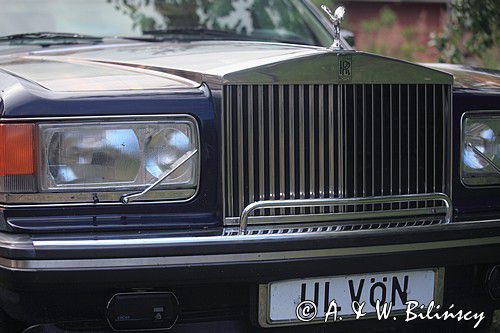 samochód Rolls Royce , wyspa Ulvon, Hoga Kusten, Wysokie Wybrzeże, Szwecja, Zatoka Botnicka