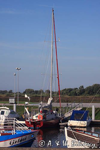 port jachtowy w Uostadvaris, rzeka Niemen, Park Regionalny Delty Niemna, Litwa