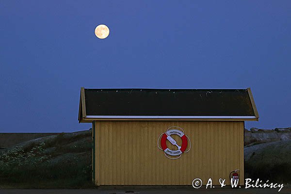 Pełnia Księżyca i noc na wyspie Utklippan, Blekinge, Szwecja