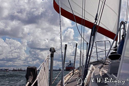 wpływamy do portu Ventspils, Łotwa Ventspils harbour, Latvia