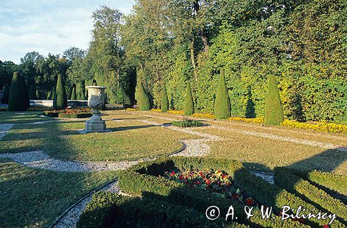 Zespół parkowo - pałacowy Wilanów w Warszawie