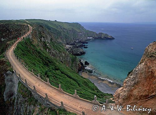 most między wyspami Sark i Little Sark Channel Islands - Wyspy Normandzkie