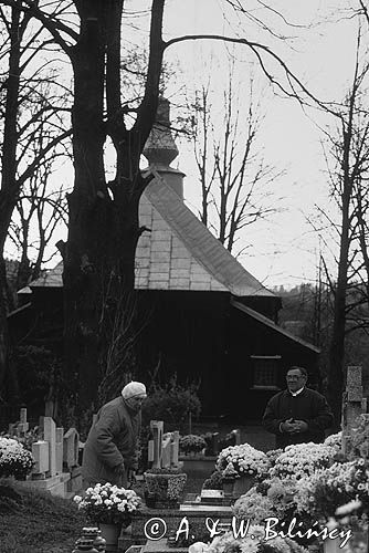 Zaduszki, cmentarz w Czarnej, Bieszczady