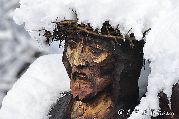 Chrystus w cierniwej koronie, stacja drogi krzyżowej w Zagórzu