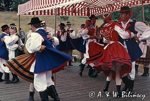 zespół folklorystyczny Sierakowice, festyn we Wdzydzach Kiszewskich