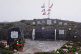 the Hammond Memorial na wyspie Alderney, Channel Islands, Anglia, Wyspy Normandzkie, Kanał La Manche, pomnik ku czci wymordowanych / także Polaków/ przez Hitlerowców w obozach pracy jenieckich z II wojny światowej