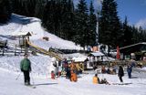 Alpy. Karyntia. Stacja pośrednia i bar na stoku Kaiserburga Austria