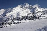 pejzaż Alp, ośrodek narciarski La Thuile, Włochy