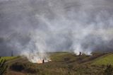 jesienne porządki, wypalanie chwastów, okolice Tarnawy Górnej, Bieszczady