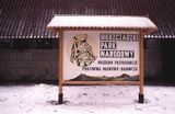 tablica przed Muzeum Przyrodniczym w Ustrzykach Dolnych, Bieszczady Bieszczadzki Park Narodowy w Bieszczadach BPN