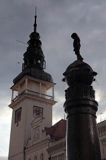 Bytom Odrzański, Rynek, ratusz, fontanna kolumnowa z końca XIX w