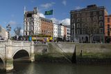 O'Connell Bridge, nabrzeża nad rzeką Liffey, Dublin, Irlandia