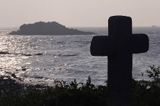 krzyż na wyspie Saint Nicolas, Illes Glenan, Archipelag Glenan, Zatoka Biskajska, Bretania, Francja,