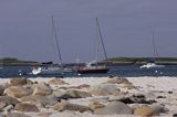 s/y Safran, Trismus 37, na boi przy wyspie Ille Saint Nicolas, Illes Glenan, Archipelag Glenan, Zatoka Biskajska, Bretania, Francja,