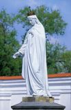 Góra Kalwaria, figura Marii Panny przy Kościele parafialnym pw. Niepokalanego Poczęcia NMP