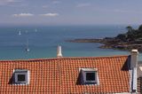 widok z St. Peter Port na wyspie Guernsey, Channel Islands, Anglia, Wyspy Normandzkie, Kanał La Manche