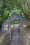 brama do kaplicy Little Chapel, na wyspie Guernsey, Channel Islands, Anglia, Wyspy Normandzkie, Kanał La Manche