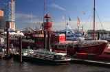 Hamburg, rzeka Łaba, City Sport Hafen, latarniowiec, Niemcy