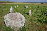 Kamienne kręgi, grobowiec w kształcie łodzi, Dania, Wyspa Hjarno, Kattegat
