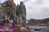 skały na La Corbiere Point, wyspa Jersey, Channel Islands, Anglia, Wyspy Normandzkie, Kanał La Manche