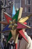 Wielka Gwiazda kolędnicza na Rynku pod pomnikiem Mickiewicza w pierwszy czwartek grudnia, Kraków Christmas Star, Cracow, Poland