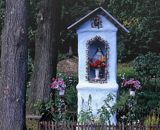 kapliczka przydrożna we wsi Łubno, Pogórze Dynowskie