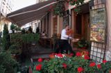 Lwów, zaułek, restauracja na starówce