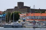 Marstrand, port jachtowy i twierdza. Szwecja Zachodnia, Kattegat