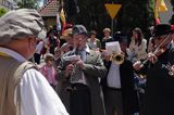 Cracow Mlaskoty - orkiestra towarzysząca Lajkonikowi pochodzący z Półwsia Zwierzynieckiego muzykanci towarzyszący pochodowi Lajkonika i przygrywający na bębenkach, skrzypcach, basach.