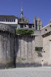 Klasztor Mont St. Michel, Normandia / Bretania, Francja, mury obronne