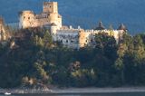 Zalew Czorsztyński, Zamek Dunajec w Niedzicy, Pieniny