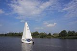 jacht na rzece Niemen, Park Regionalny Delty Niemna, Litwa Nemunas river, Nemunas Delta, Lithuania