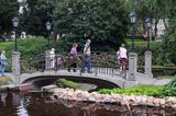 Ryga, mostek miłości w parku, Łotwa