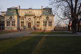 Rzeszów, Przy al. Lubomirskich stoi dawny pałacyk letni Lubomirskich