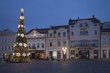 Rzeszów, Rynek i Hotel Bristol, dekoracje świąteczne, choinka
