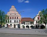Stargard Szczeciński, ratusz, Odwach -Muzeum i kamienica barokowa przy Rynku