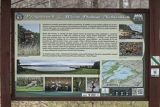 Rezerwat przyrody Stawy Milickie, Kompleks Stawno, staw Grabownica, tablica przy Wieży Ptaków Niebieskich