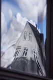 Odbicie w oknie w Stubbekobing, wyspa Falster, Dania