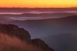 Inwersja, mgły w dolinach, widok z Połoniny Wetlińskiej, Bieszczady