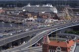 Szczecin, panorama z zamku Książąt Pomorskich, z Wieży Zegarowej, szosa szybkiego ruchu, Odra Zachodnia i Duńczyca, Łasztownia, Tall Ship Race 2007, zlot żaglowców, Dream Ship - The World, statek hotelowiec, Baszta Panieńska zwana Basztą Siedmiu Płaszczy