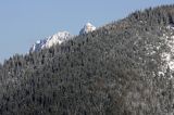 zima, Giewont zza stoku, Tatrzański Park Narodowy Murań, widok z Murzasichla