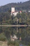 zamek Tropsztyn nad jeziorem Czchowskim