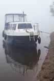 vistula cruiser 30, rzeka Wisła, przy brzegu we mgle